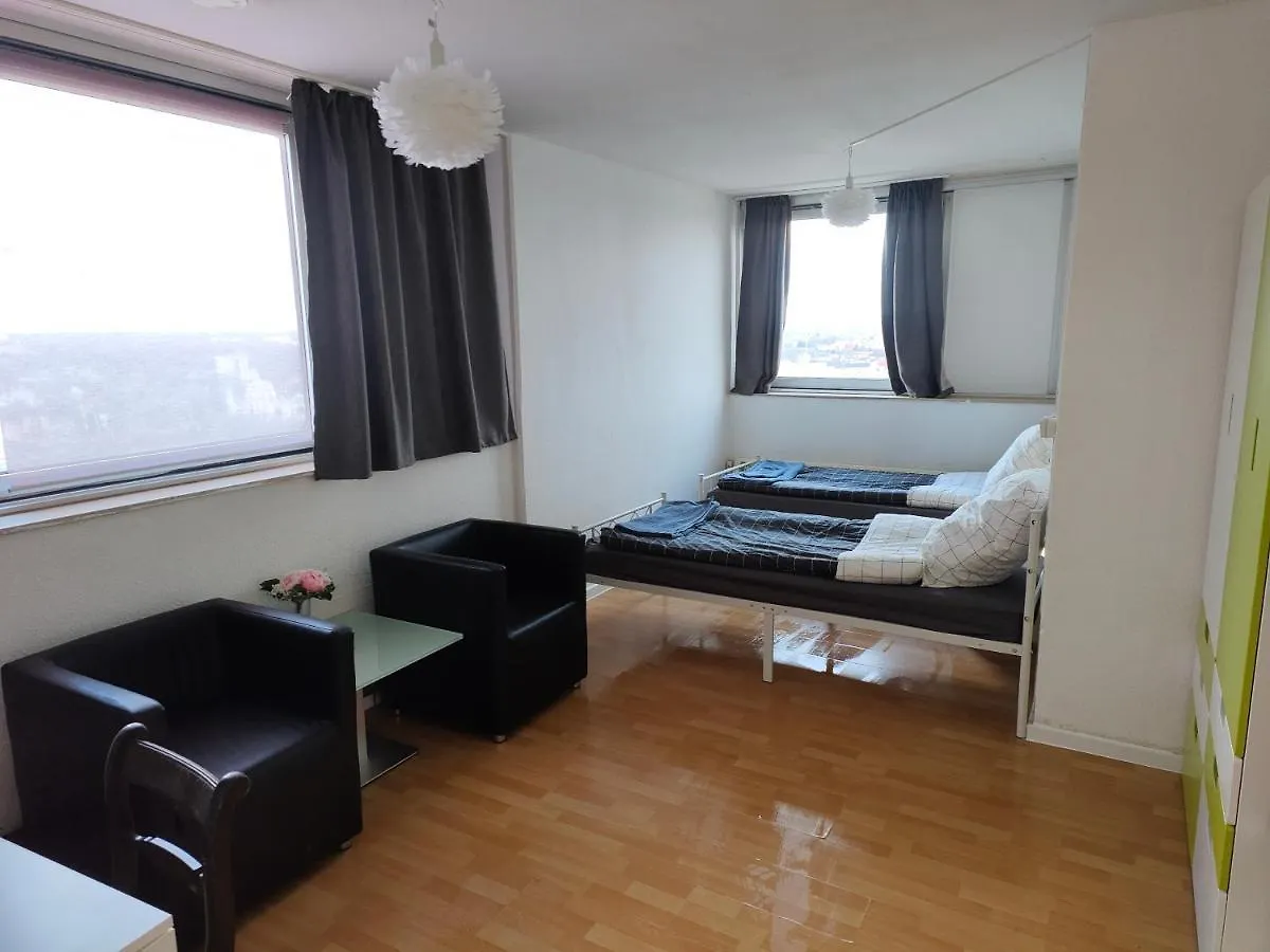 Ferienwohnung In Koeln1901 contacts